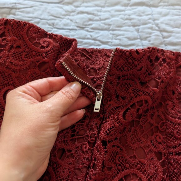 3/$30 ZARA burgundy lace pencil skirt - Picture 8 of 8